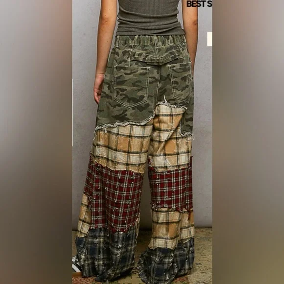 POL Patchwork Wide-Leg Pants - Camouflage and Plaid - Picture 4 of 4